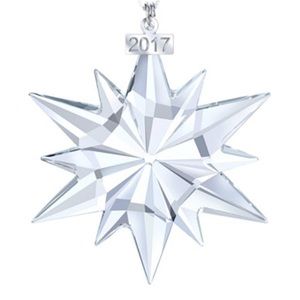 2017 Swarovski crystal annual star ornament